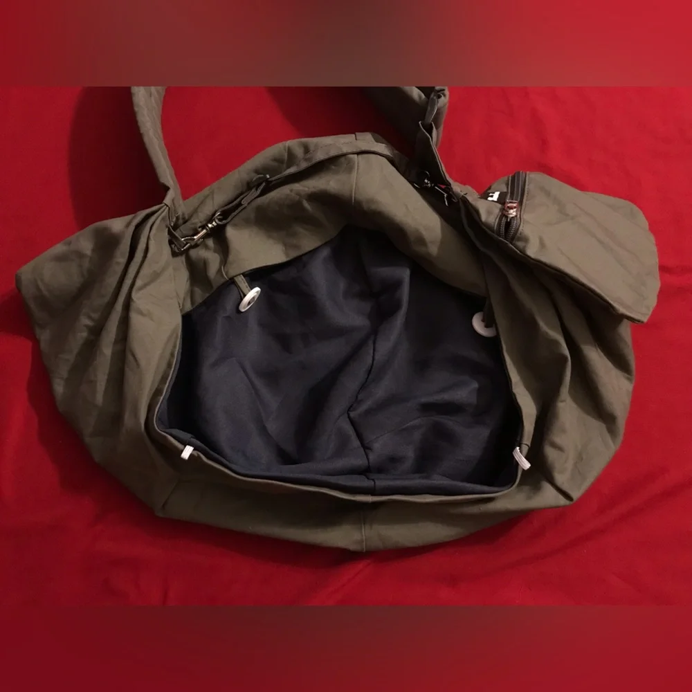 NWOT SlowTon Dog Sling Carrier